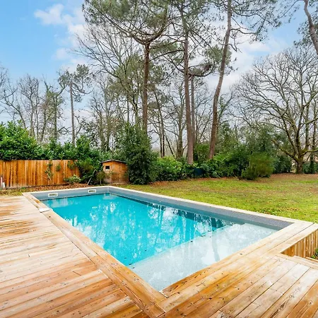 Holiday home Le Bois De La Hutte - Piscine Privee
