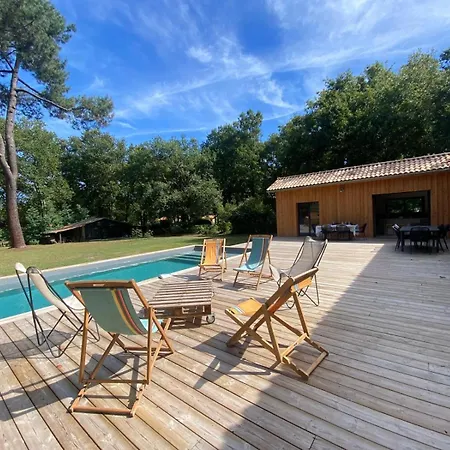 Le Bois De La Hutte - Piscine Privee Grayan-et-l'Hopital